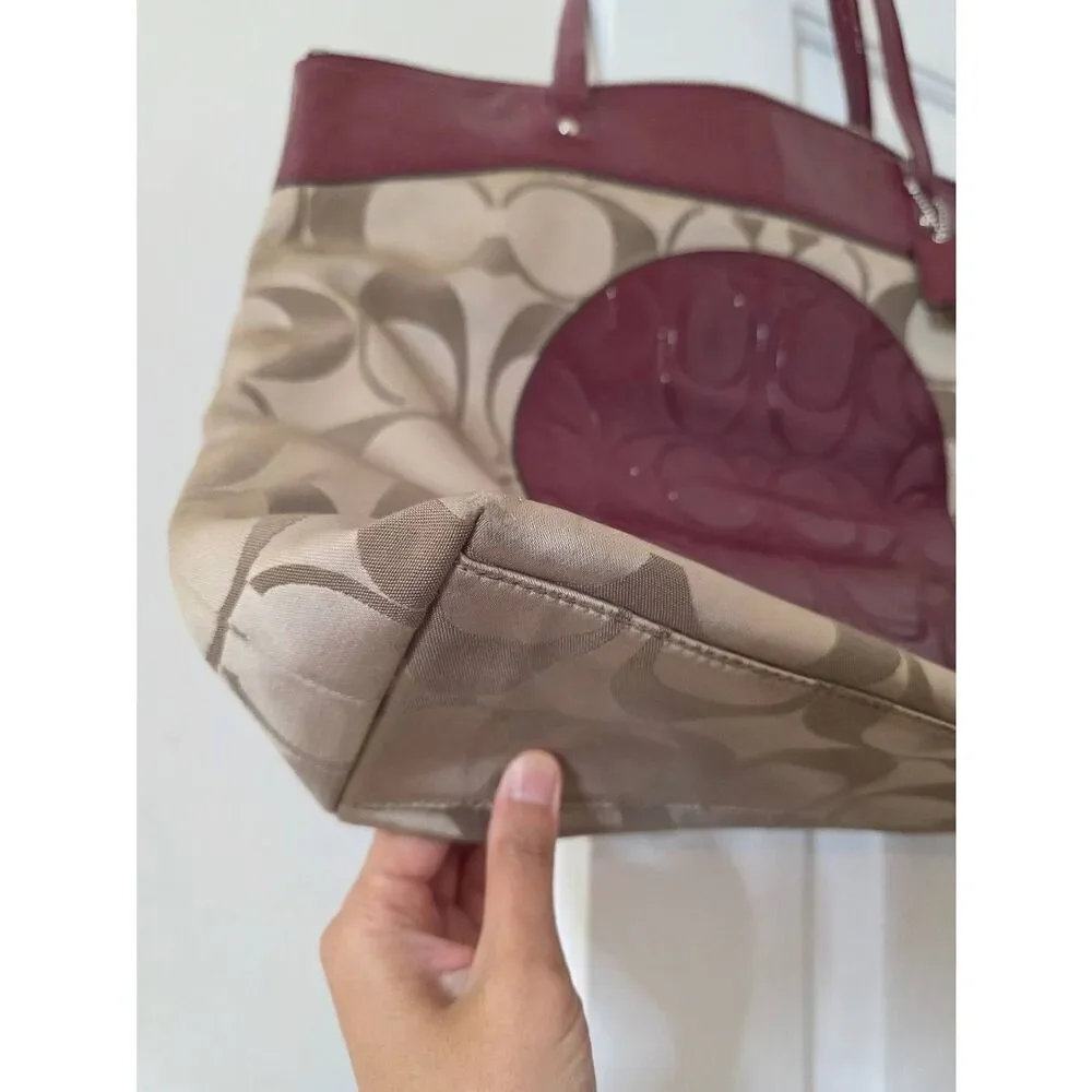 Coach Logo Laura Berry Purse Tote Shoulder Handbag